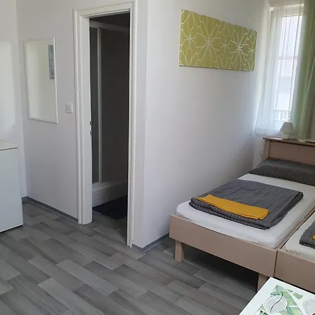 Fonix Ueduelohaz