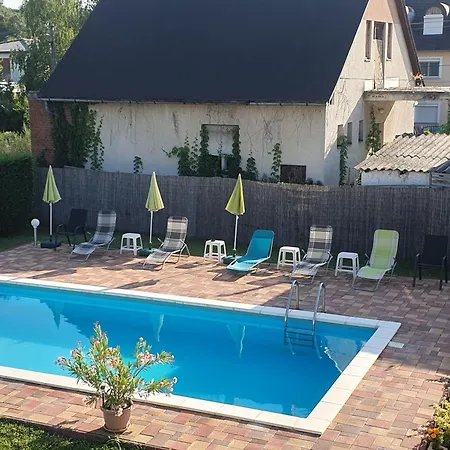 Fonix Ueduelohaz * Zamárdi