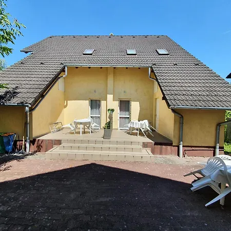 Casa de hóspedes Fonix Ueduelohaz *