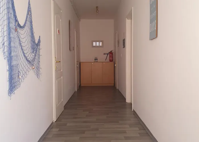 Pensiune Fonix Ueduelohaz *